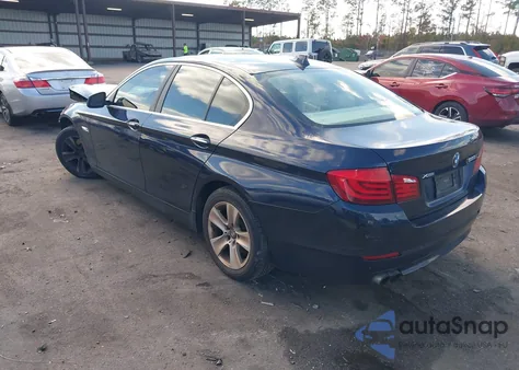 2013 BMW 528I xDrive из США, поврежденный, VIN WBAXH5C52DD109826